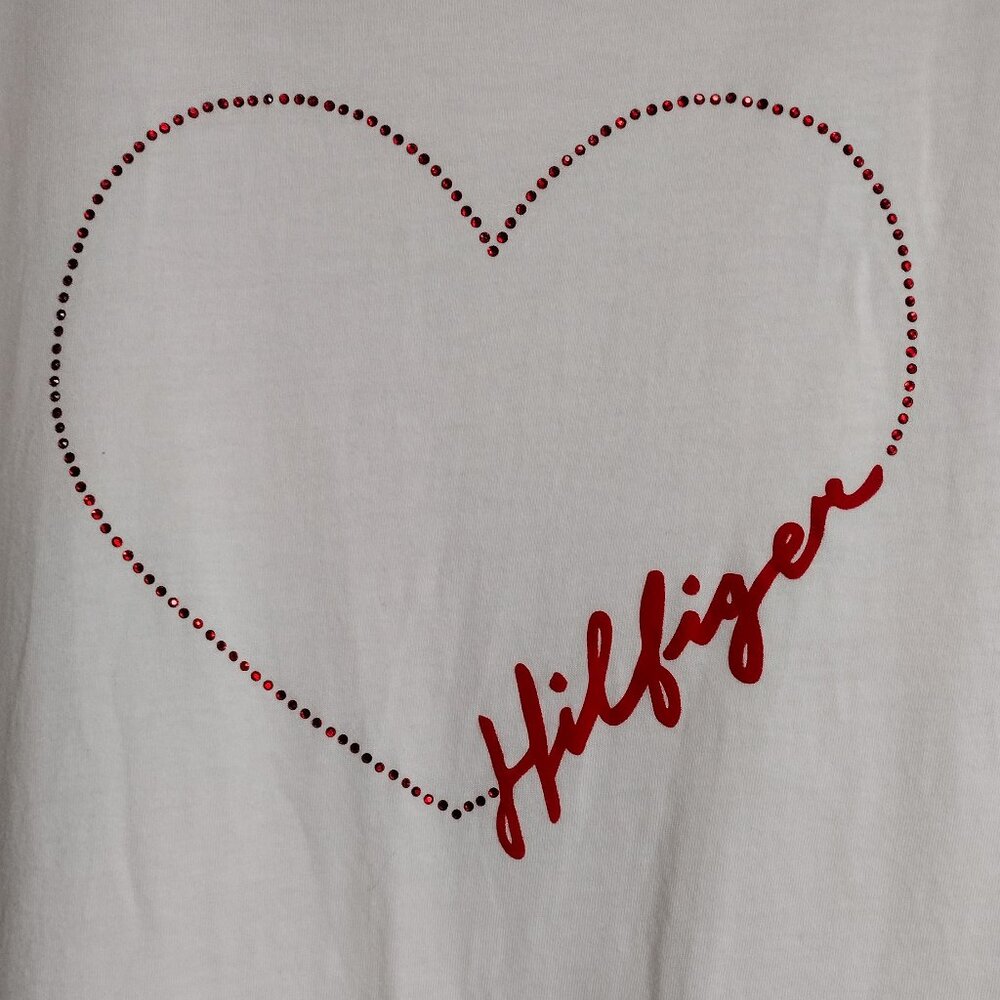 Tommy Hilfiger Women's Signature Heart-Graphic T-Shirt - Picture 3 of 9